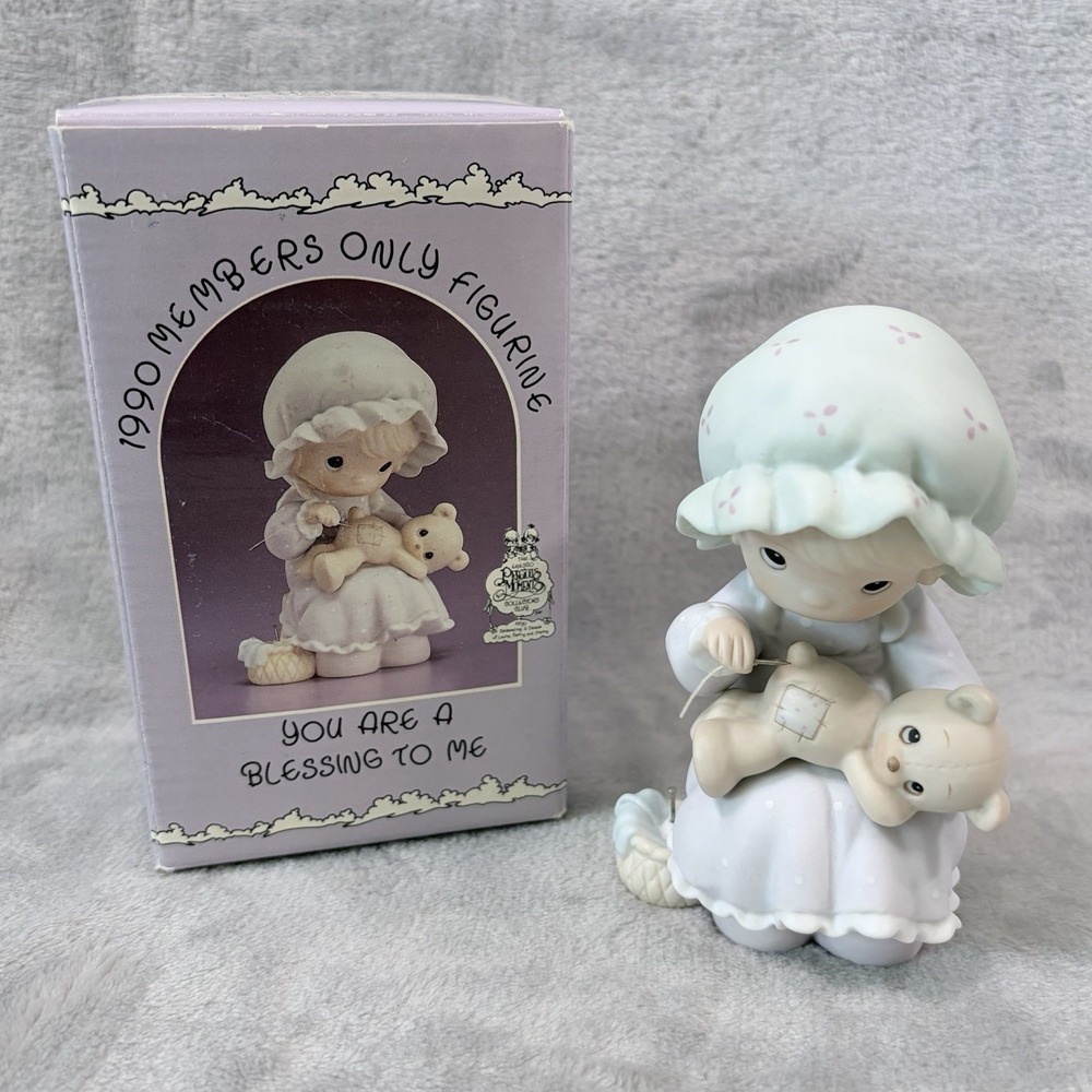 Precious Moments "You Are A Blessing To Me" PM-902 Collectors Club Edition 1990